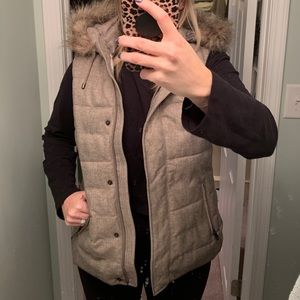 Banana Republic - puffer herringbone vest
